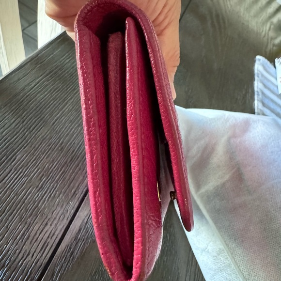 Miu miu pink long wallet I added with unbranded chains and ring - Picture 8 of 15
